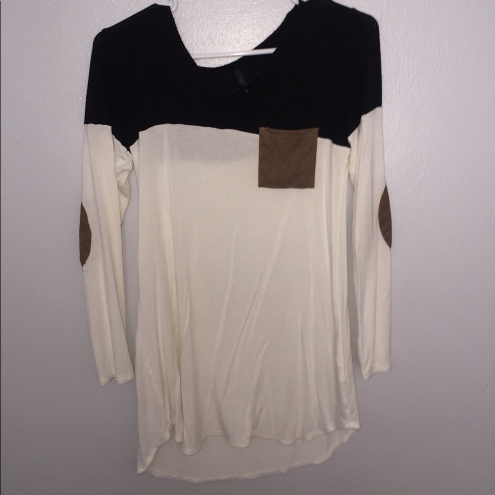 Long sleeve cute shirt! Size small. Make offers!